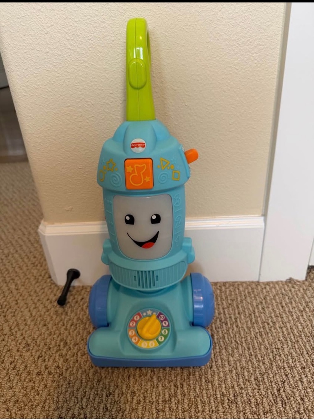 Fisher-Price Laugh & Learn Vacuum – Interactive Kids Toy